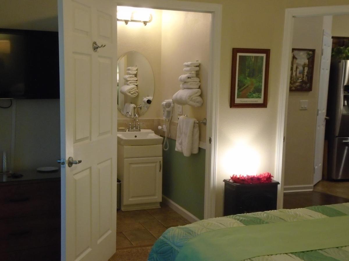 แอมเบอร์ ไลต์ เบด แอนด์ เบรคฟาสต์ Bed & Breakfast พอร์ตทาวเซนด์ ภายนอก รูปภาพ
